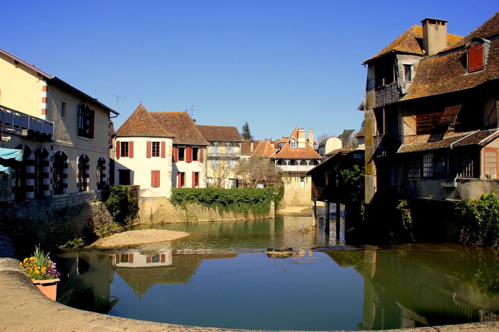 Les Pavillons Du Rooy Apartment Salies-de-Béarn Exterior foto